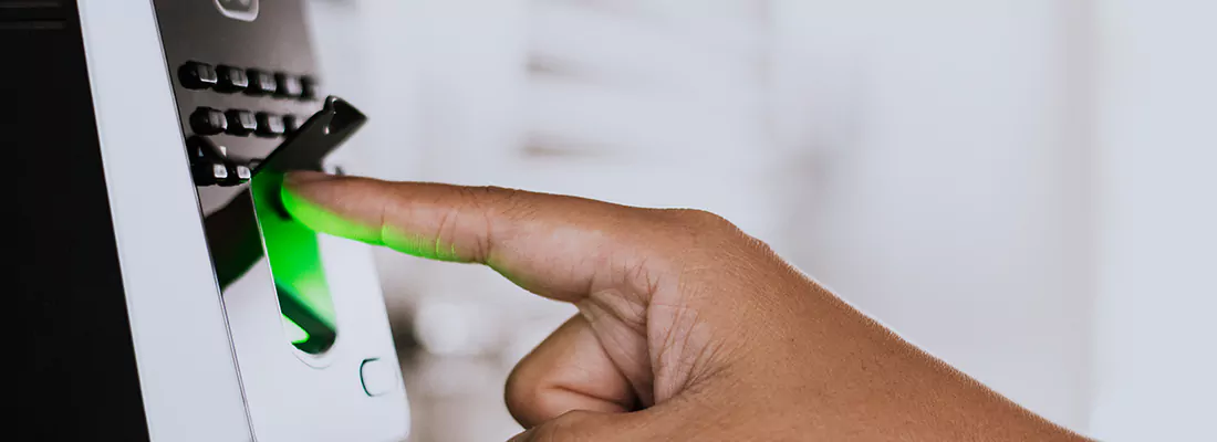 Smart Gate Locks with Remote Access Features in Greenacres, FL